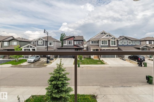 17269 9 Avenue, Edmonton, AB 
