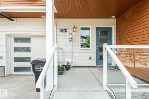 17269 9 Avenue, Edmonton, AB 