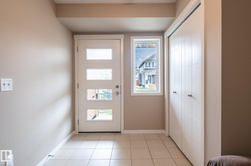 17269 9 Avenue, Edmonton, AB 