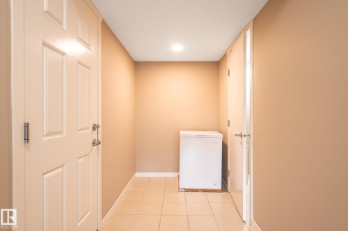 17269 9 Avenue, Edmonton, AB 