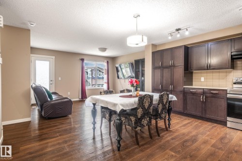 17269 9 Avenue, Edmonton, AB 