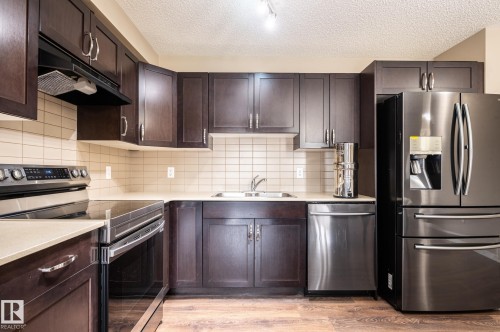 17269 9 Avenue, Edmonton, AB 