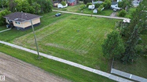 4718 52 Street, Mayerthorpe, AB 