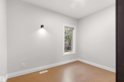 10628 73 Avenue, Edmonton, AB 