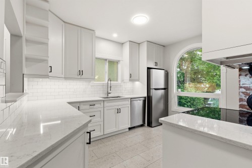 10628 73 Avenue, Edmonton, AB 