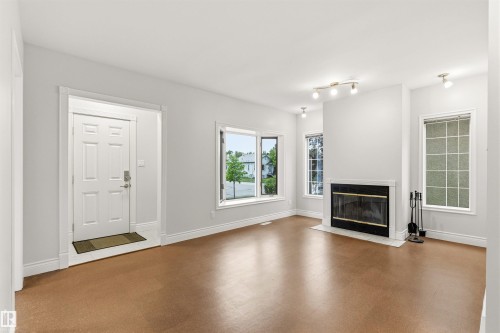 10628 73 Avenue, Edmonton, AB 