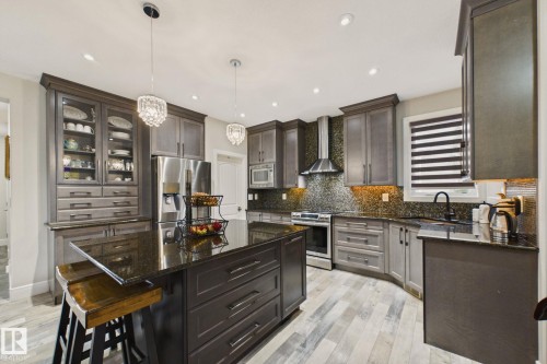 48 Lundberg Crescent, Red Deer, AB 