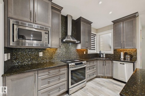 48 Lundberg Crescent, Red Deer, AB 
