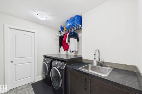 48 Lundberg Crescent, Red Deer, AB 