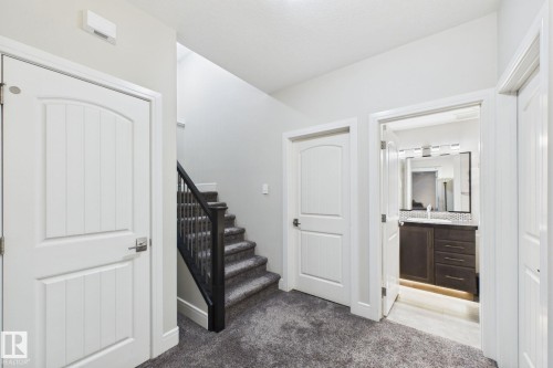 48 Lundberg Crescent, Red Deer, AB 