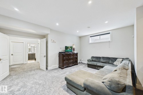 48 Lundberg Crescent, Red Deer, AB 