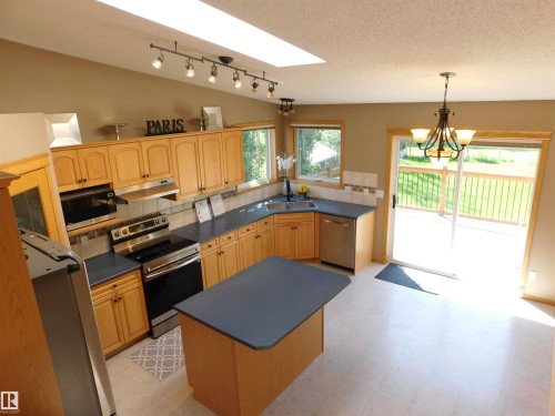 2255 Brennan Court Nw, Edmonton, AB 