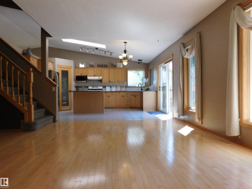 2255 Brennan Court Nw, Edmonton, AB 