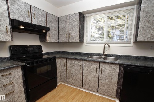 19 15710 Beaumaris Road, Edmonton, AB 