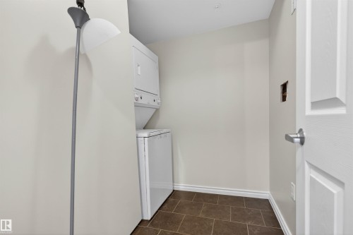 210 10118 106 Avenue, Edmonton, AB 