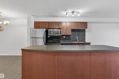210 10118 106 Avenue, Edmonton, AB 