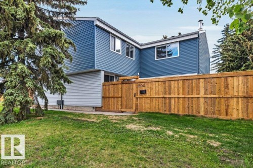 200 14707 53 Avenue  Edmonton, AB T6H 5C9