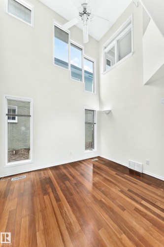 9130 77 Avenue, Edmonton, AB 
