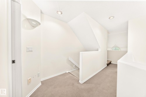 9130 77 Avenue, Edmonton, AB 