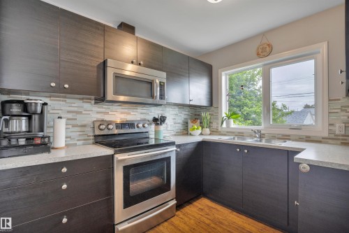 11925 37 Street, Edmonton, AB 