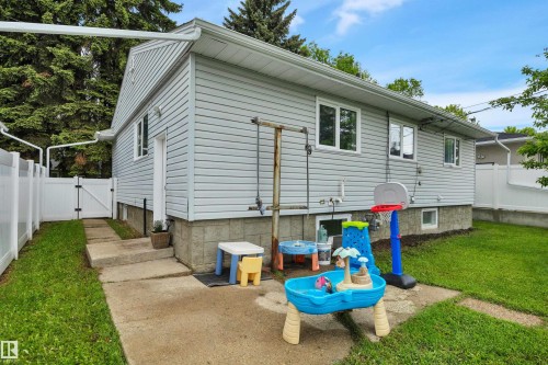 11925 37 Street, Edmonton, AB 