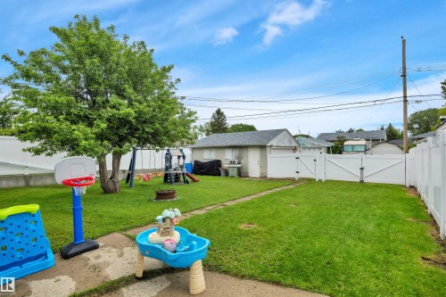 11925 37 Street, Edmonton, AB 