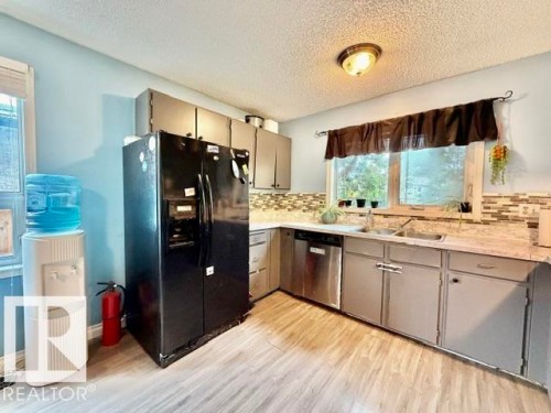 169 Garnet Crescent, Wetaskiwin, AB 