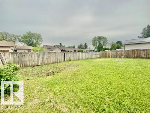 169 Garnet Crescent, Wetaskiwin, AB 