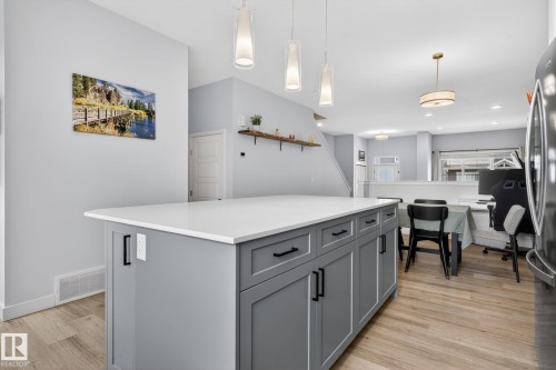 1544 Plum Circle Circle, Edmonton, AB 