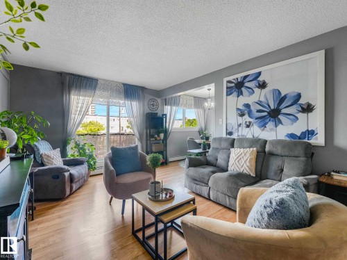 17 10324 119 Street, Edmonton, AB 