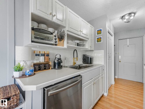 17 10324 119 Street, Edmonton, AB 