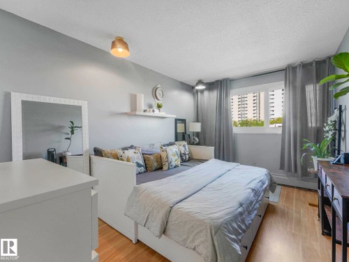 17 10324 119 Street, Edmonton, AB 