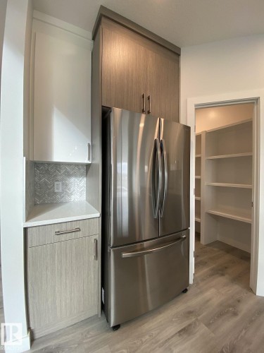 1433 Osprey Crest, Edmonton, AB 