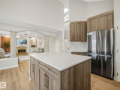 376 Hollick Kenyon Road, Edmonton, AB 