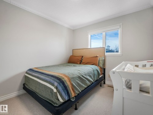 376 Hollick Kenyon Road, Edmonton, AB 