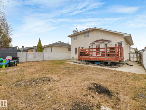 376 Hollick Kenyon Road, Edmonton, AB 