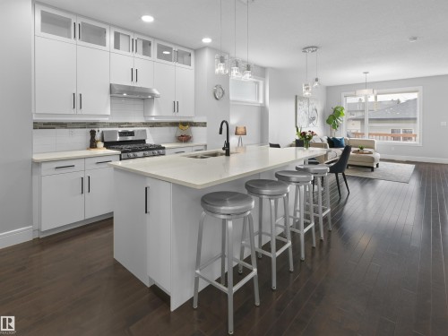 9313 152 Street, Edmonton, AB 