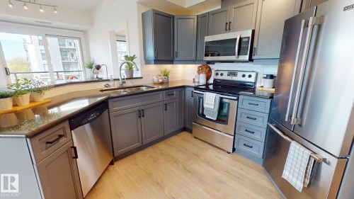 403 10303 111 Street, Edmonton, AB 