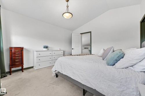 100 Napoleon Crescent, St. Albert, AB - Indoor Photo Showing Bedroom