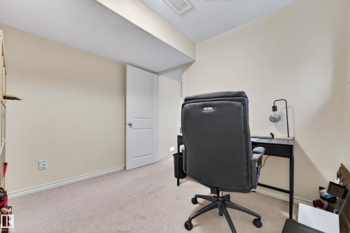 100 Napoleon Crescent, St. Albert, AB - Indoor Photo Showing Office