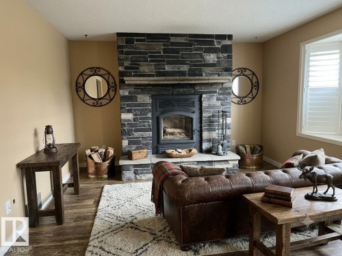 4712 49 Avenue, Cold Lake, AB 