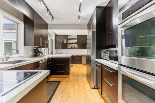 8 Laurier Place, Edmonton, AB 