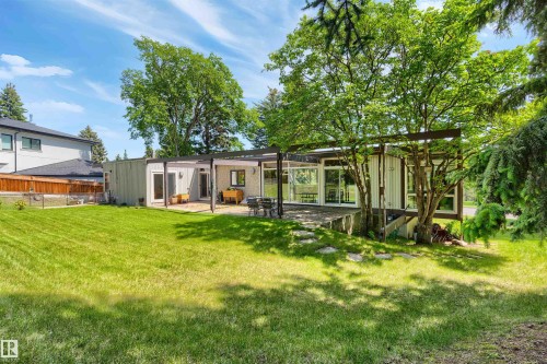 8 Laurier Place, Edmonton, AB 