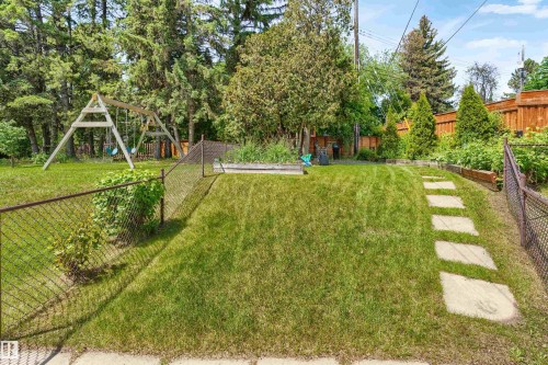 8 Laurier Place, Edmonton, AB 