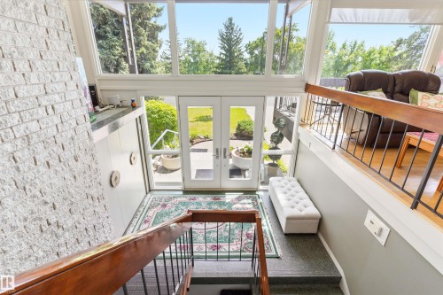 8 Laurier Place, Edmonton, AB 