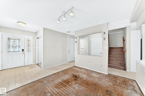 15826 67B Street, Edmonton, AB 