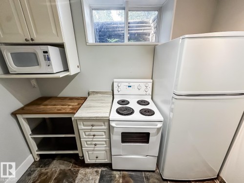 9612 74 Avenue, Edmonton, AB 