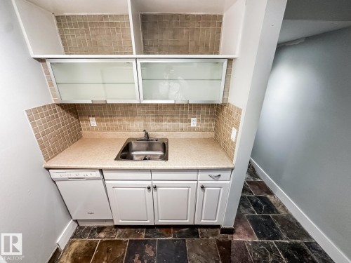 9612 74 Avenue, Edmonton, AB 