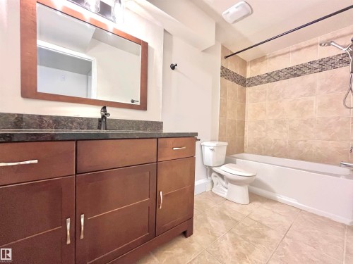 Bathroom - 10 Erickson Close, St. Albert, AB 