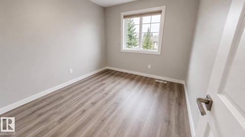 2 Hampton Crest, Sherwood Park, AB 